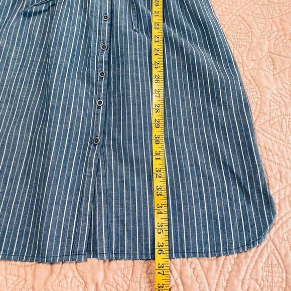 Old Navy buttoned chambray dress, XS - Picture 5 of 5